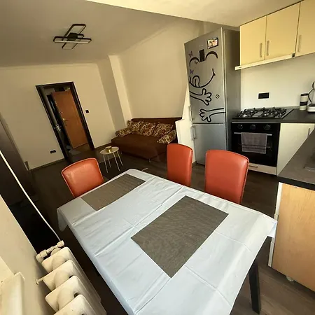 Neversea 8 Apartment *